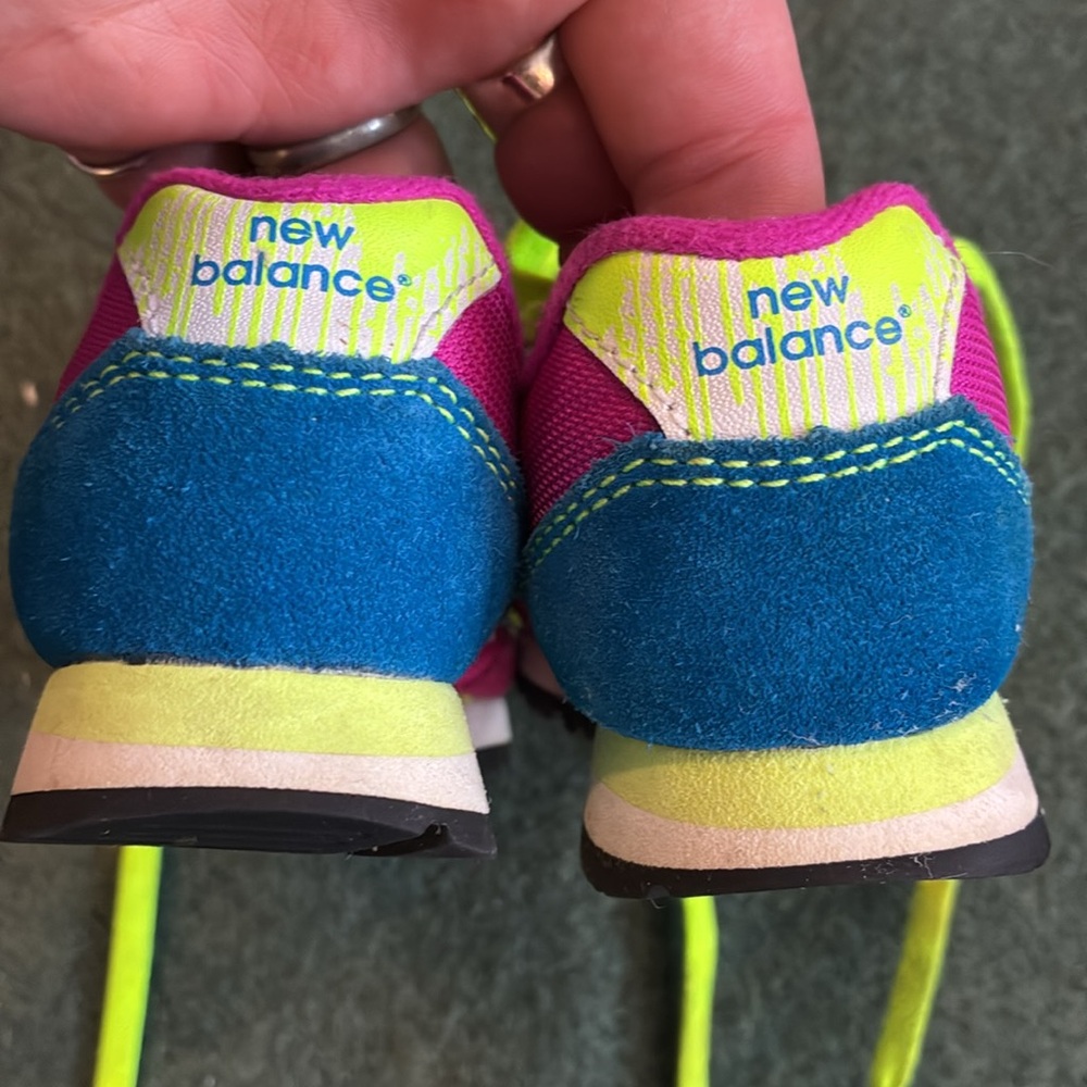 Baby New Balance Sneakers Size 5 - Picture 4 of 6